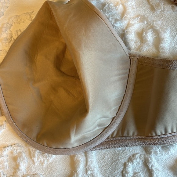 Vanity Fair Bra 42DDD - Picture 6 of 7